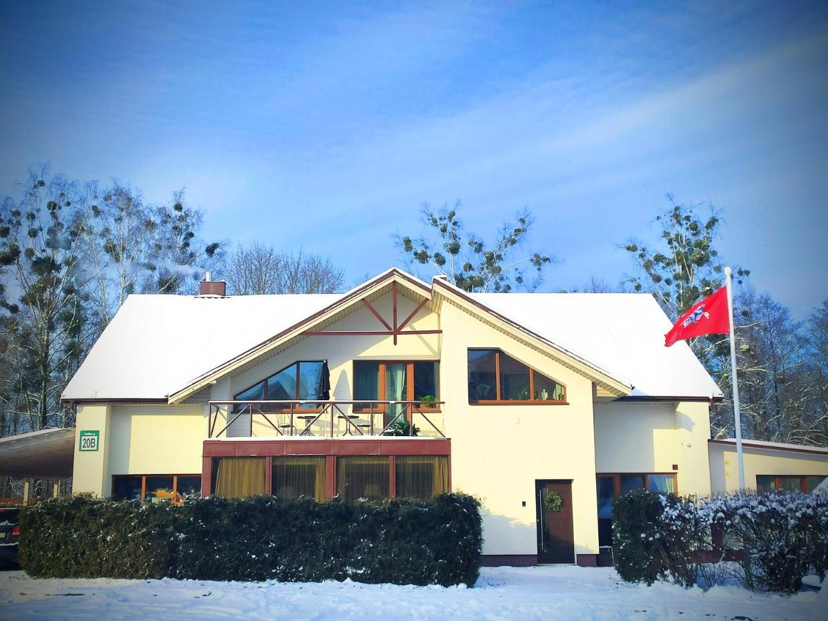 ホテル Family House ドルスキニンカイ エクステリア 写真
